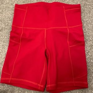 Lululemon Red Fast and Free High-Rise Short 6" Size 4
